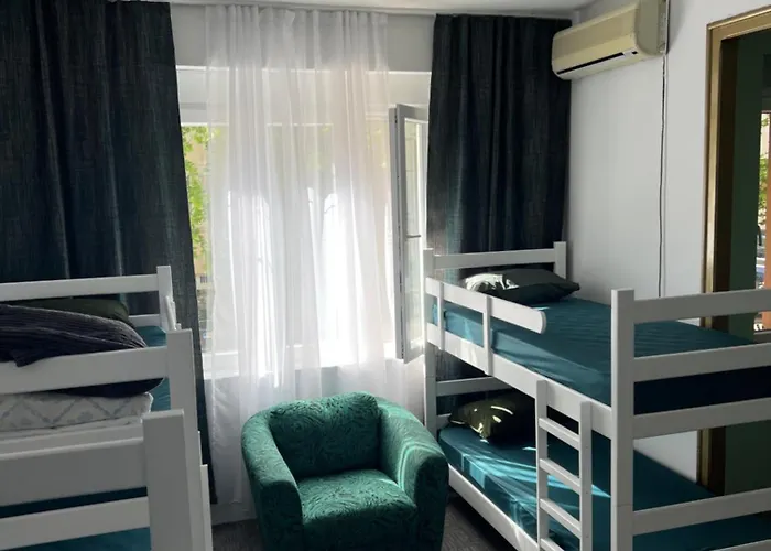 Amazon Hostel Center Podgorica *