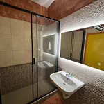 Amazon Center Vandrerhjem Podgorica