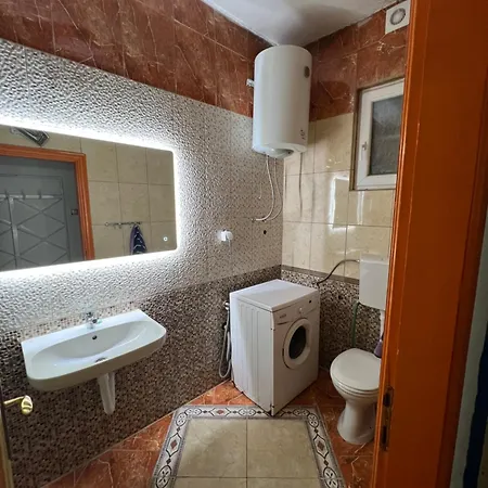 אכסניה Amazon Center
